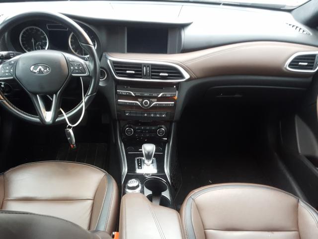 Infiniti QX30 Base 2017