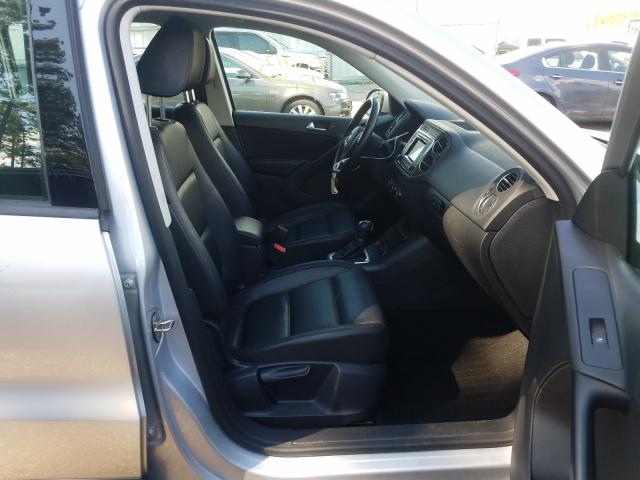 Volkswagen Tiguan S 2016