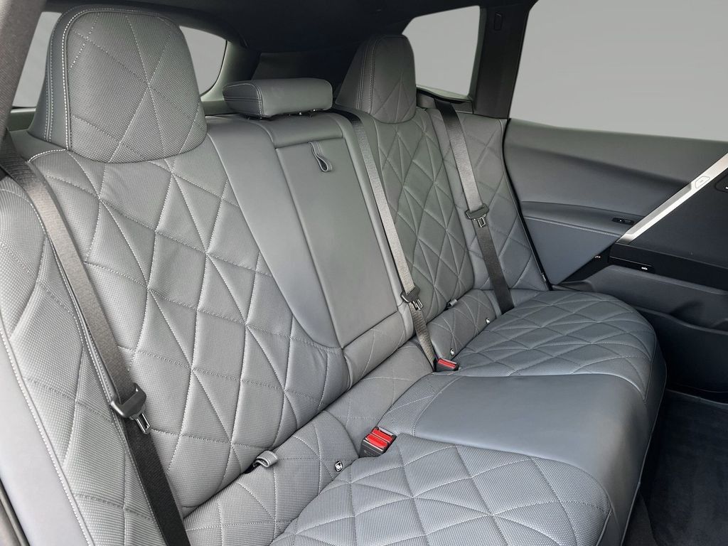 BMW iX xDrive 40