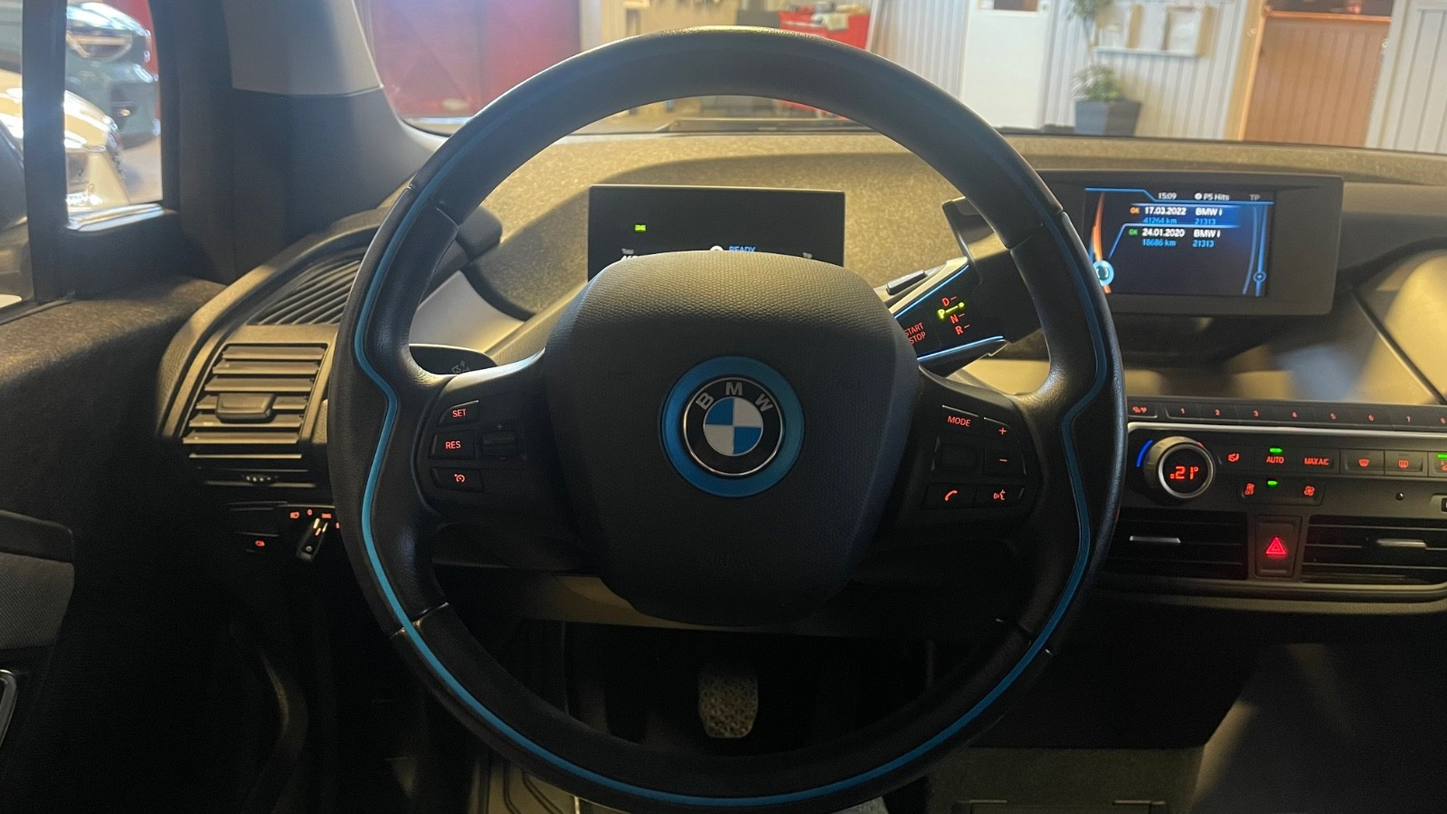 BMW i3