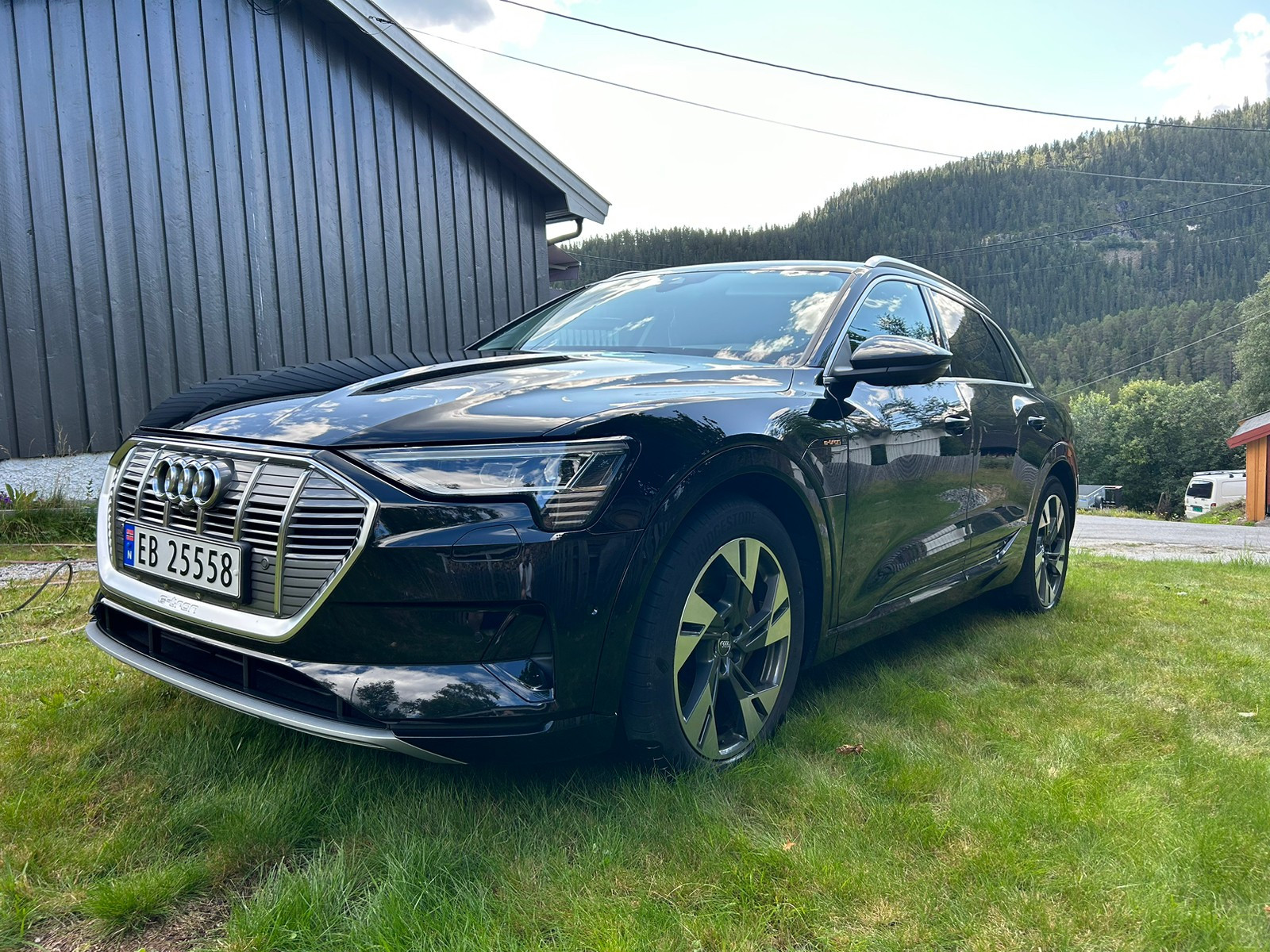 Audi e-tron