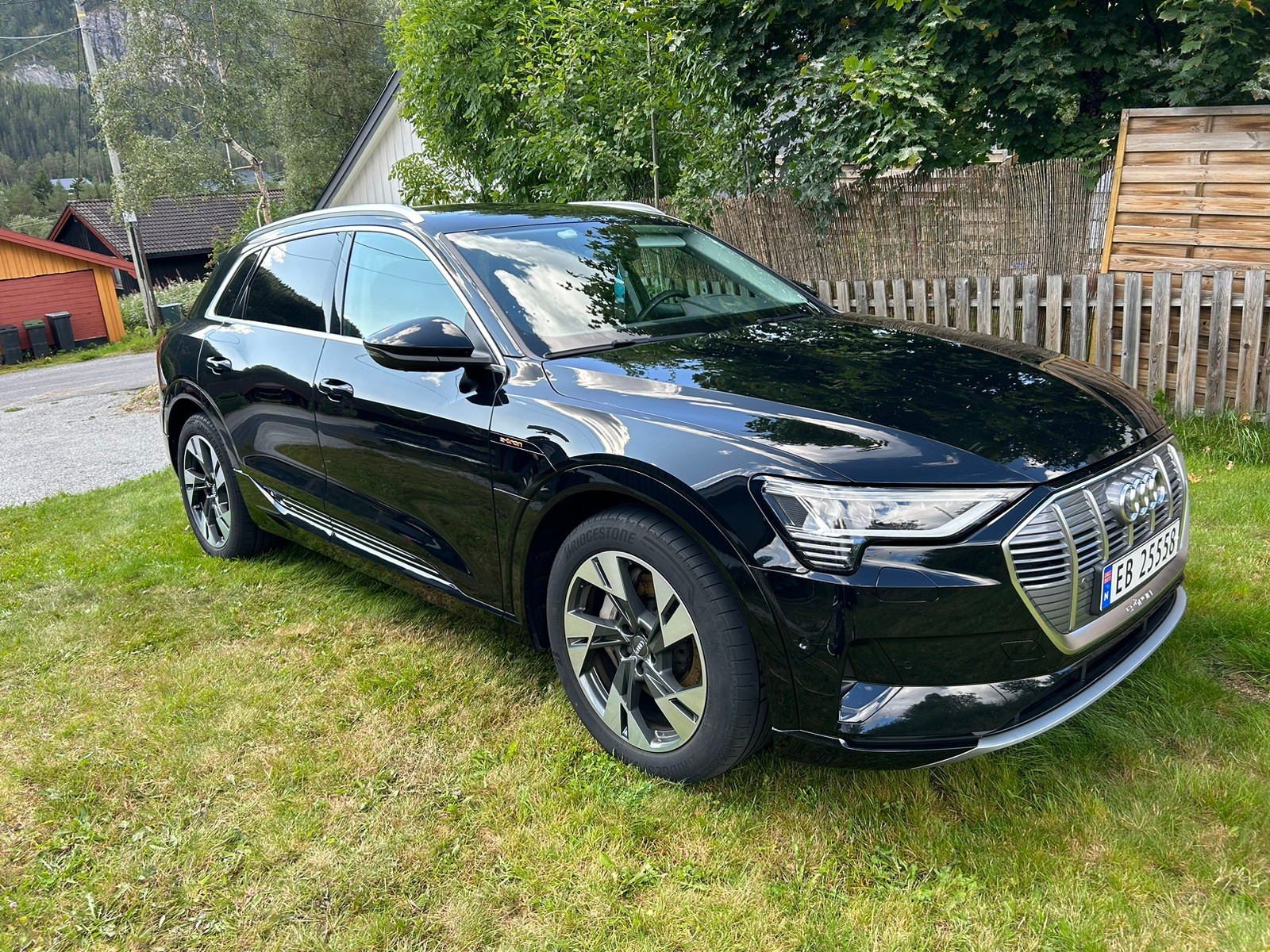 Audi e-tron