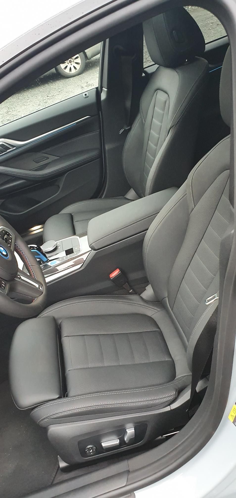 BMW i4 M50