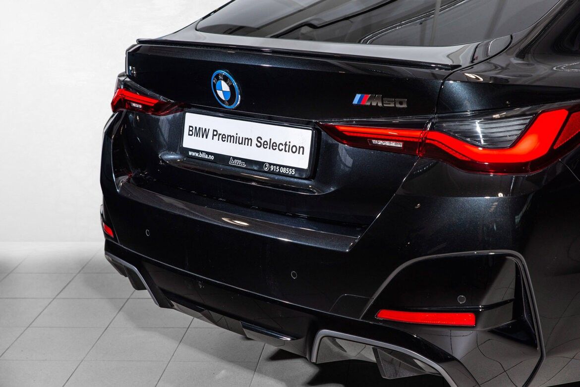 BMW i4 M50