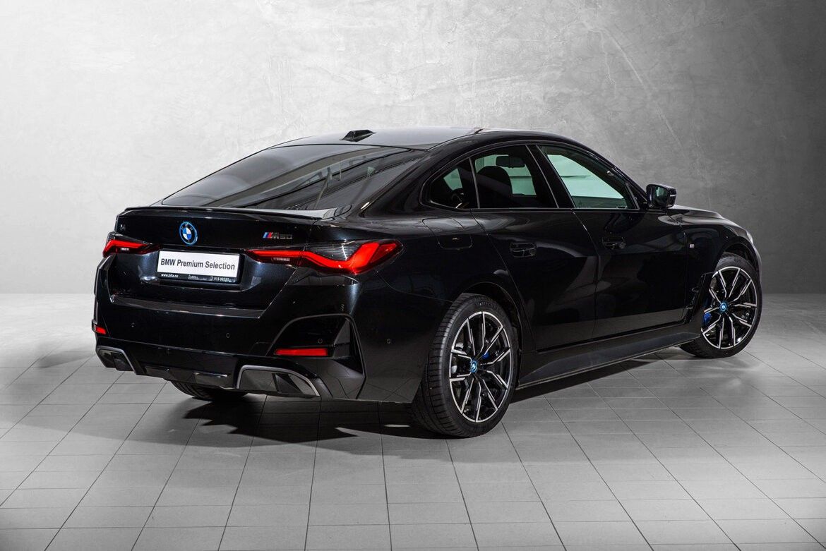 BMW i4 M50