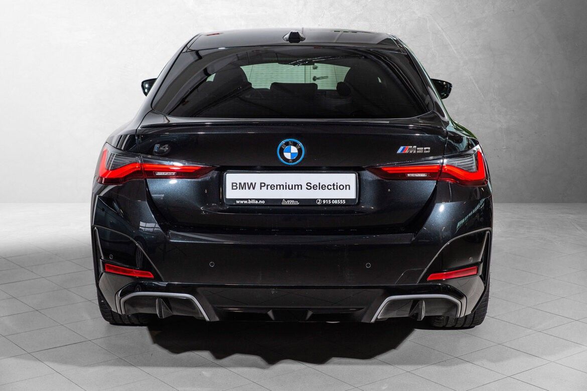 BMW i4 M50