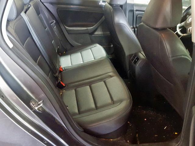 Volkswagen Jetta S 2011