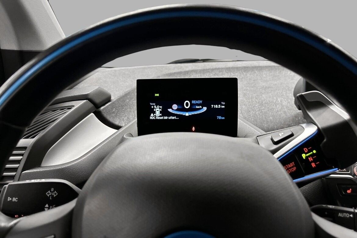 BMW i3