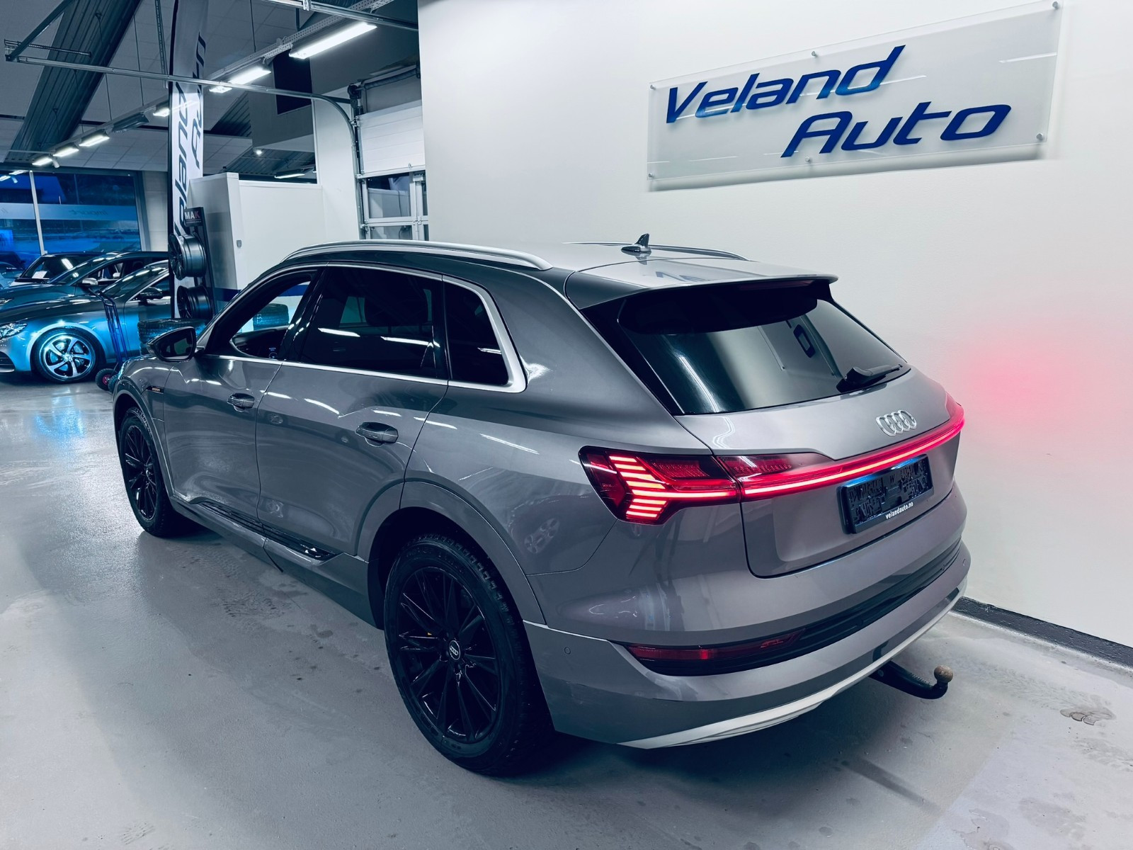 Audi e-tron