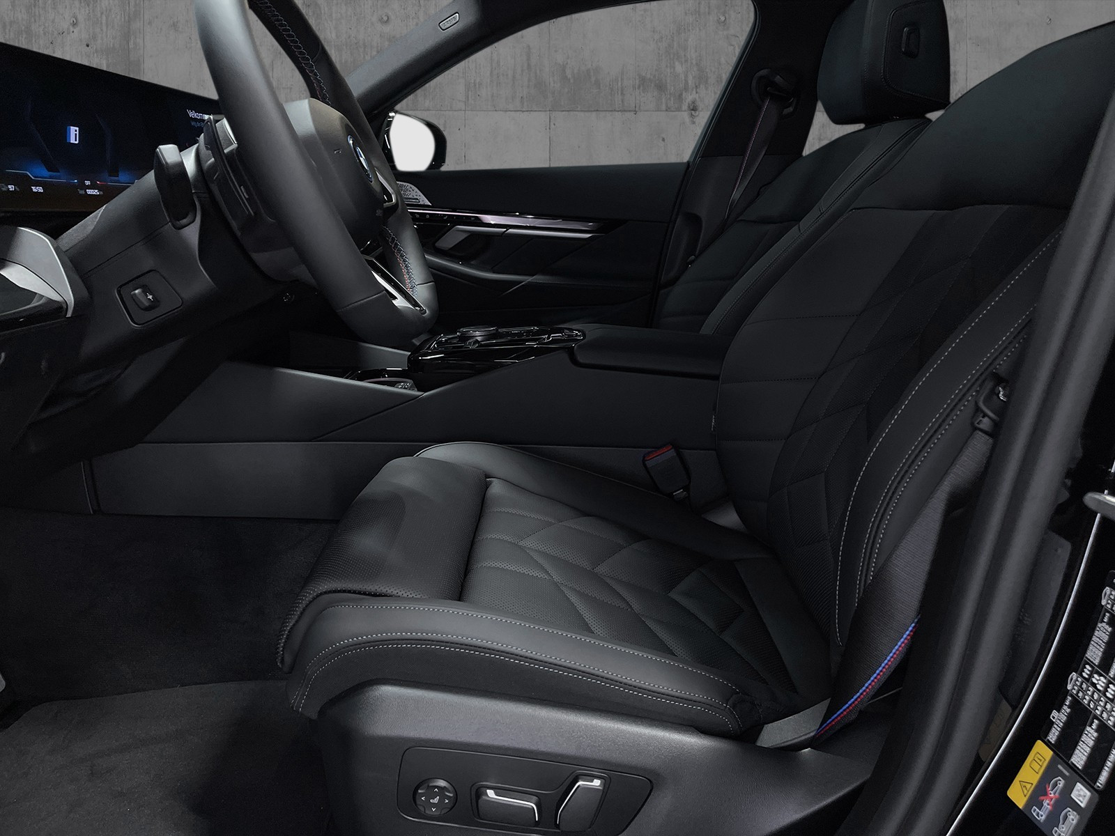 BMW i5 M60