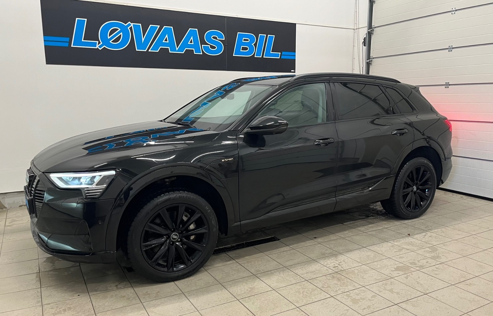 Audi e-tron