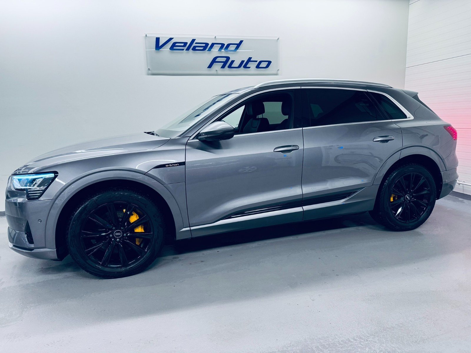 Audi e-tron