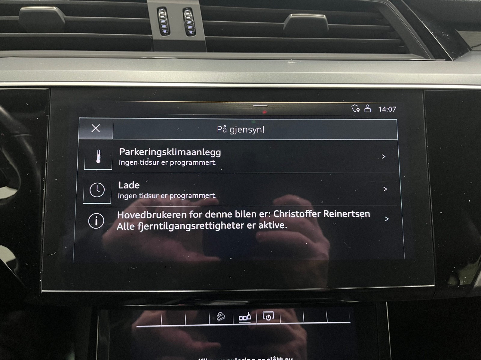 Audi e-tron