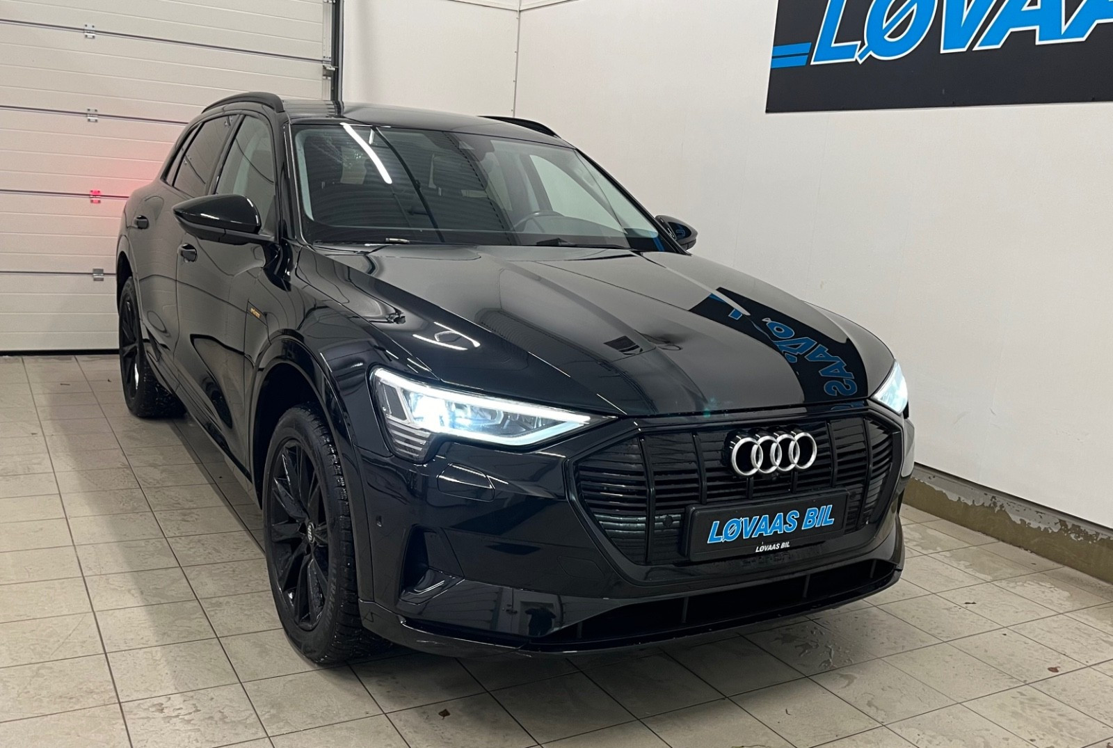 Audi e-tron