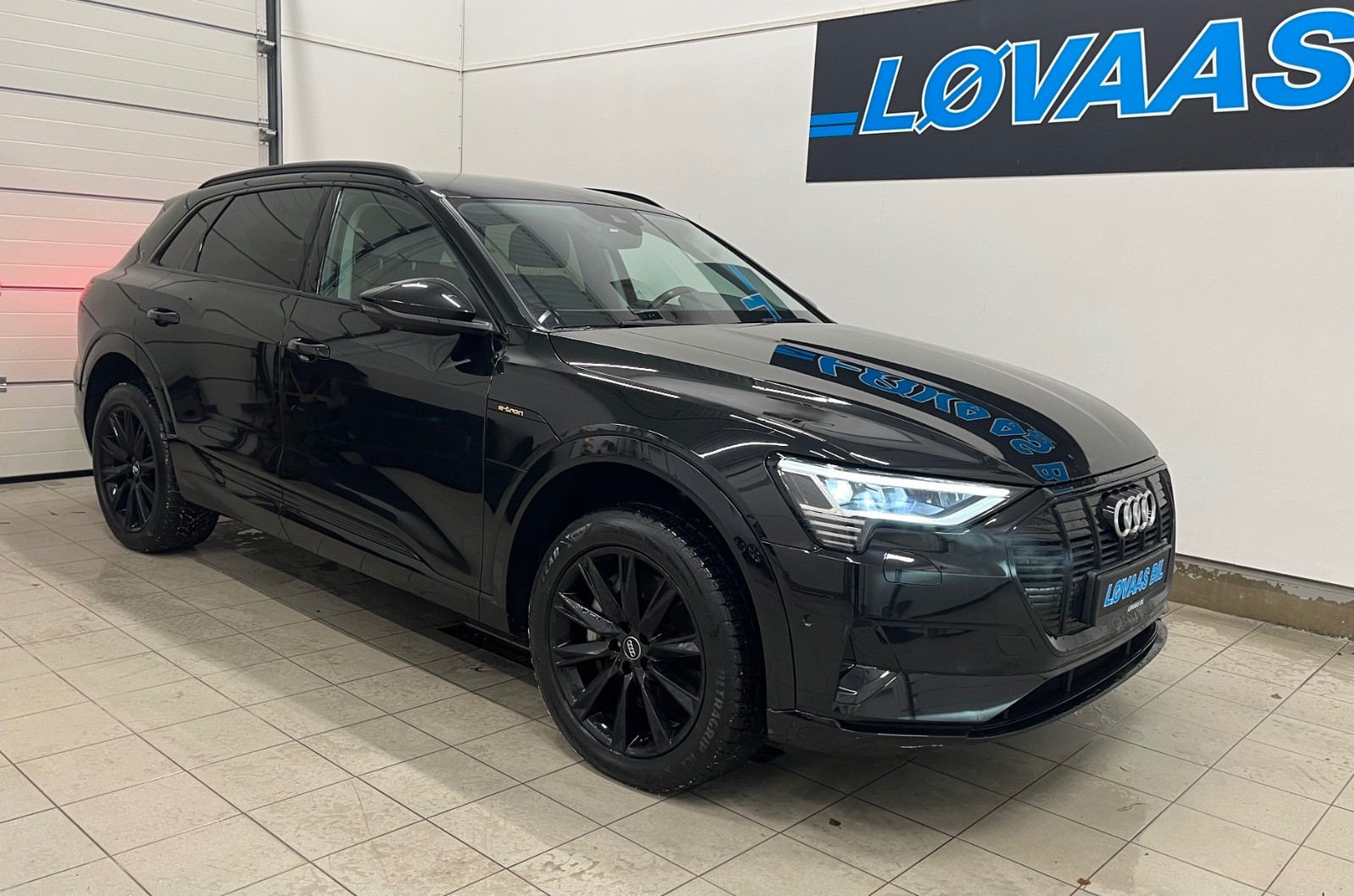 Audi e-tron