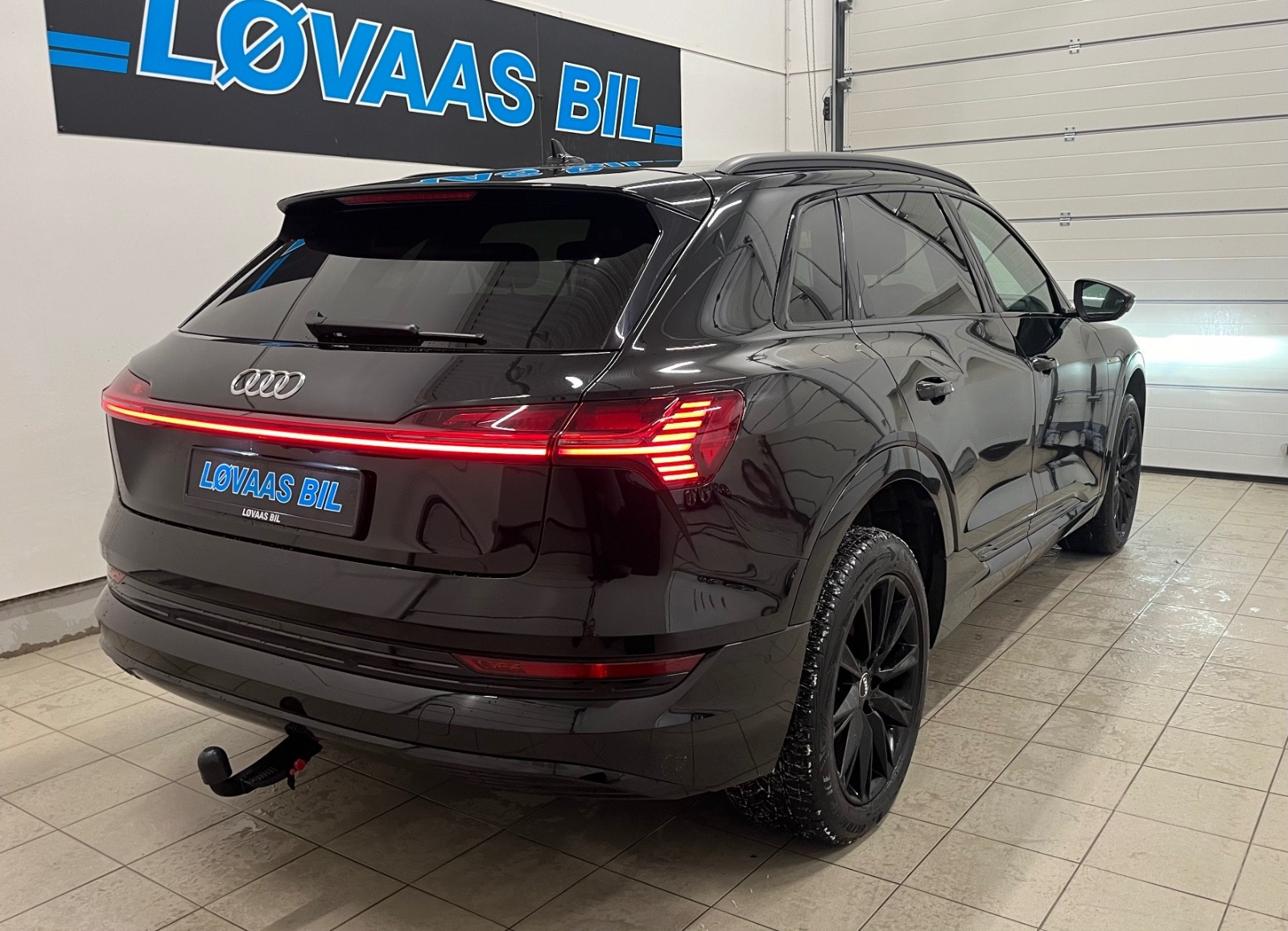 Audi e-tron