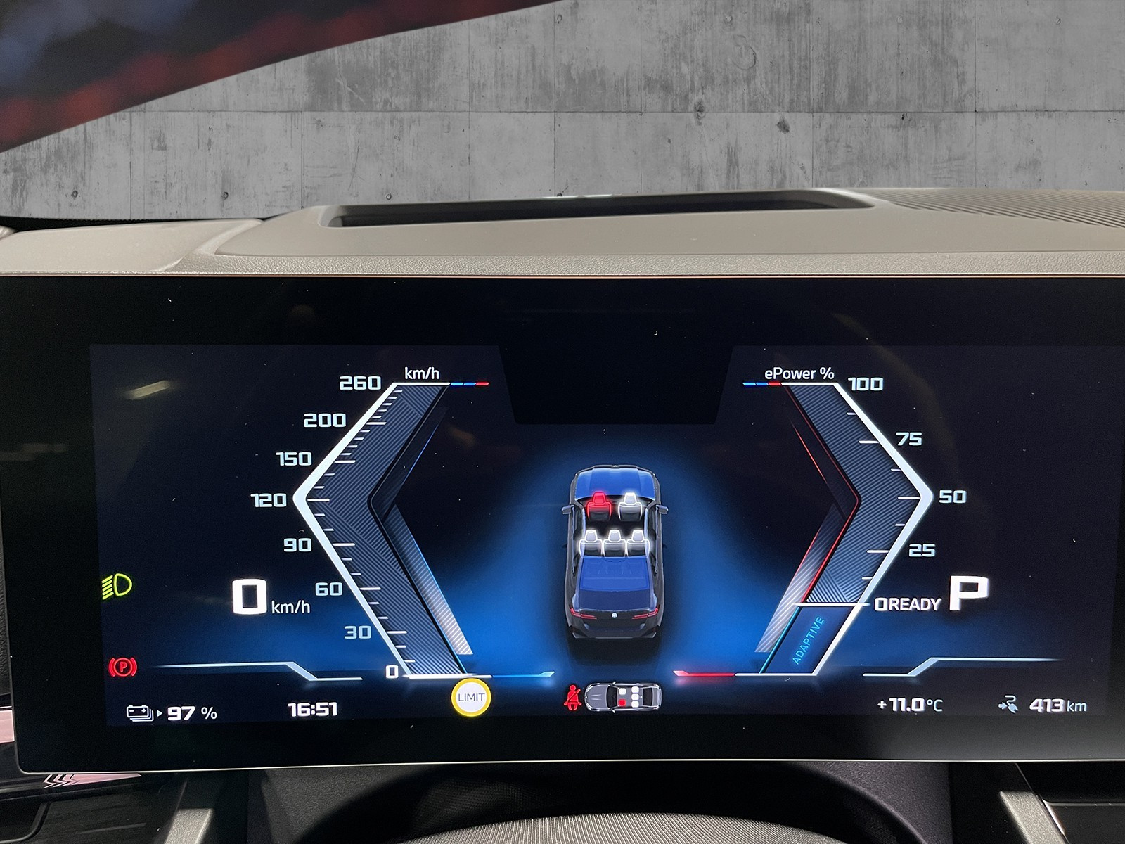 BMW i5 M60