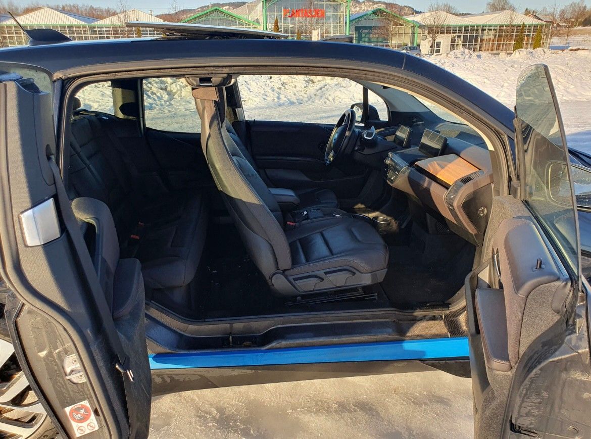 BMW i3