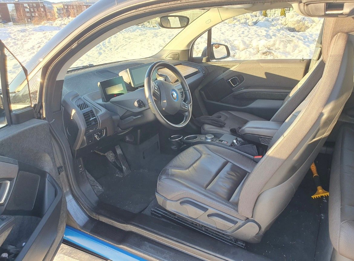 BMW i3