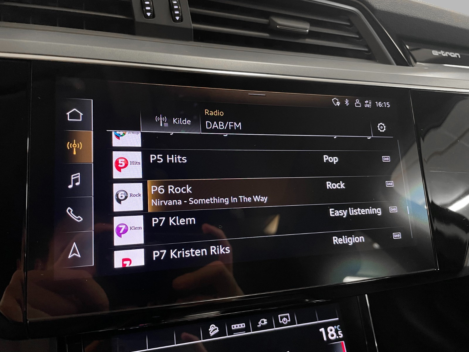 Audi e-tron
