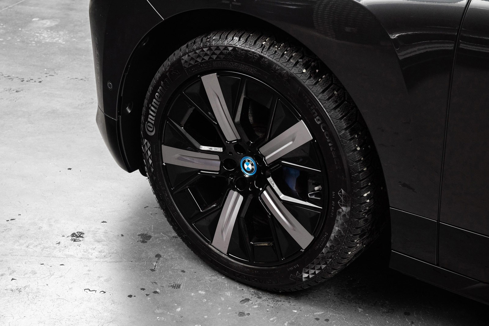 BMW iX xDrive 40