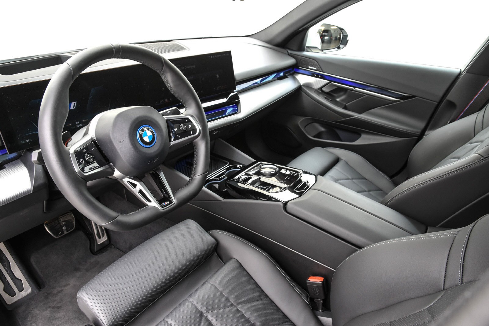 BMW i5