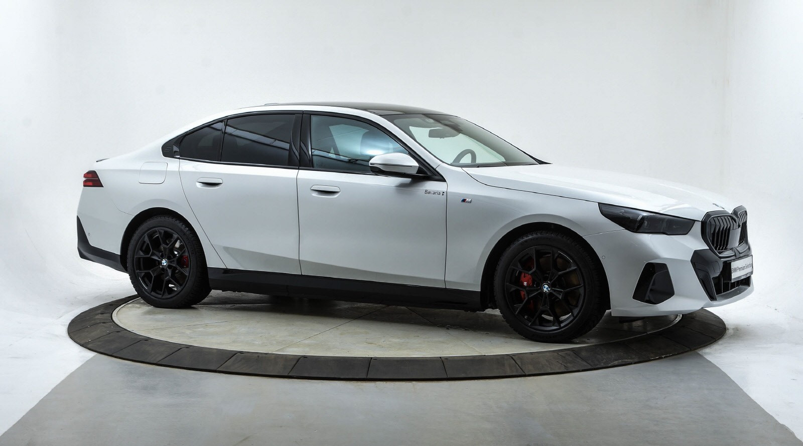 BMW i5