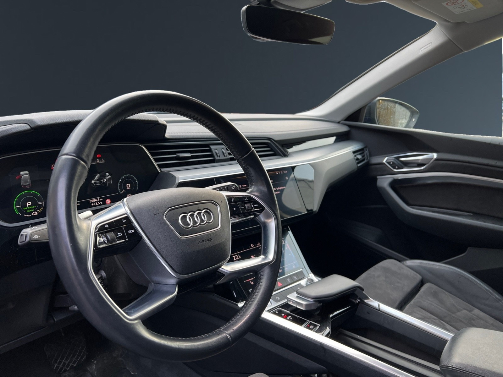 Audi e-tron