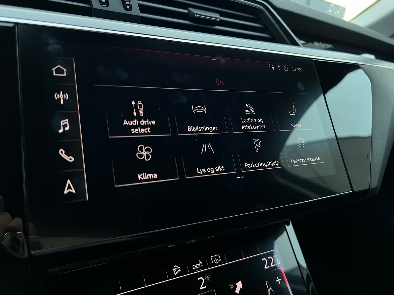 Audi e-tron