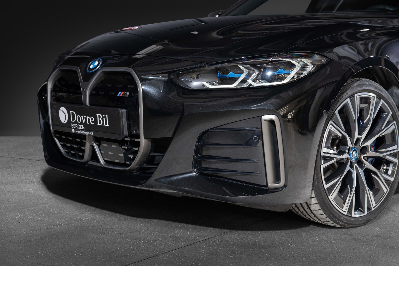 BMW i4 M50