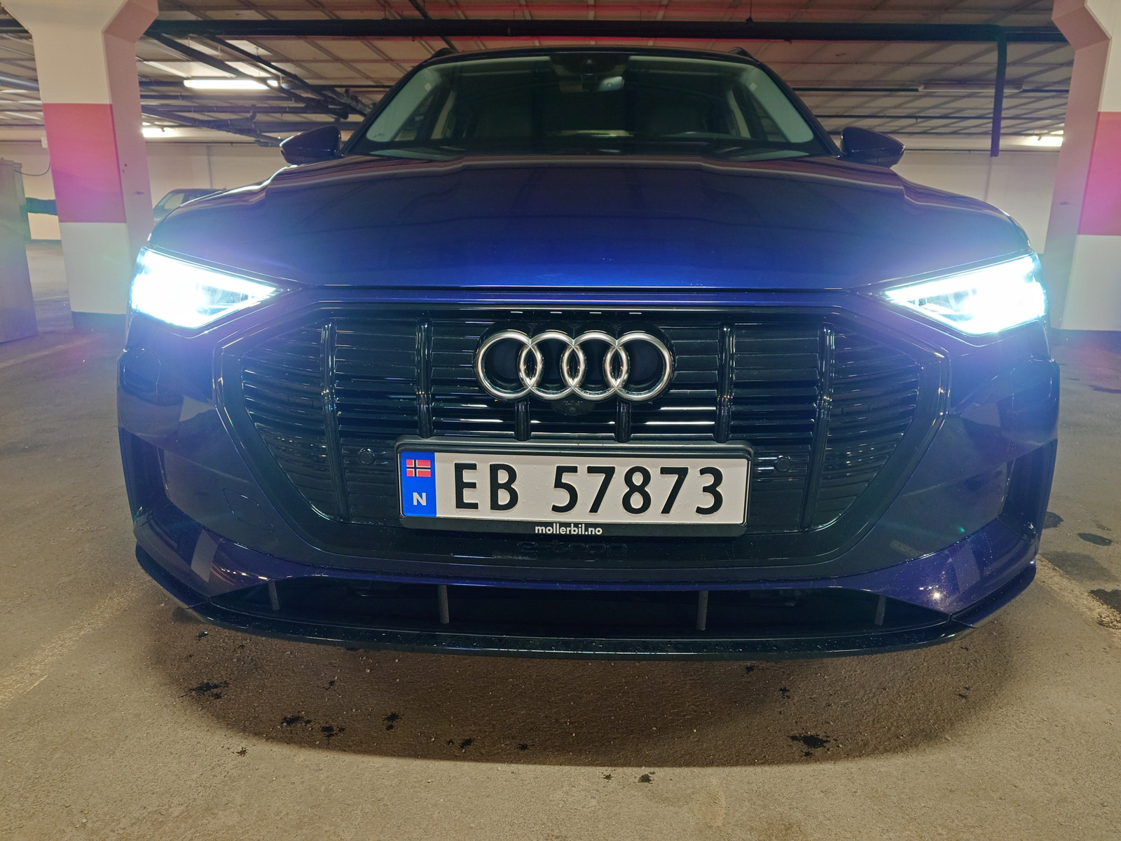 Audi e-tron