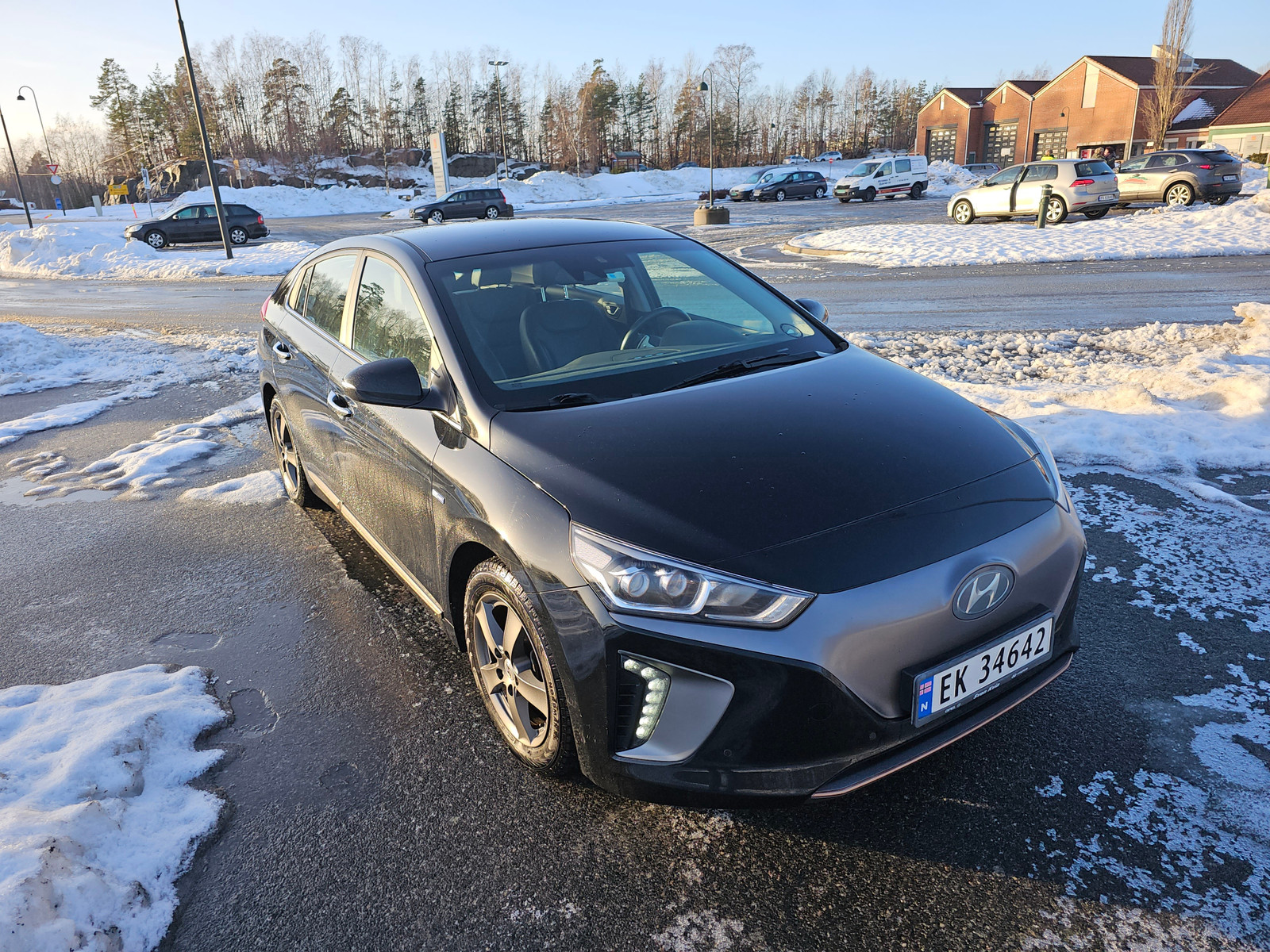 Hyundai IONIQ