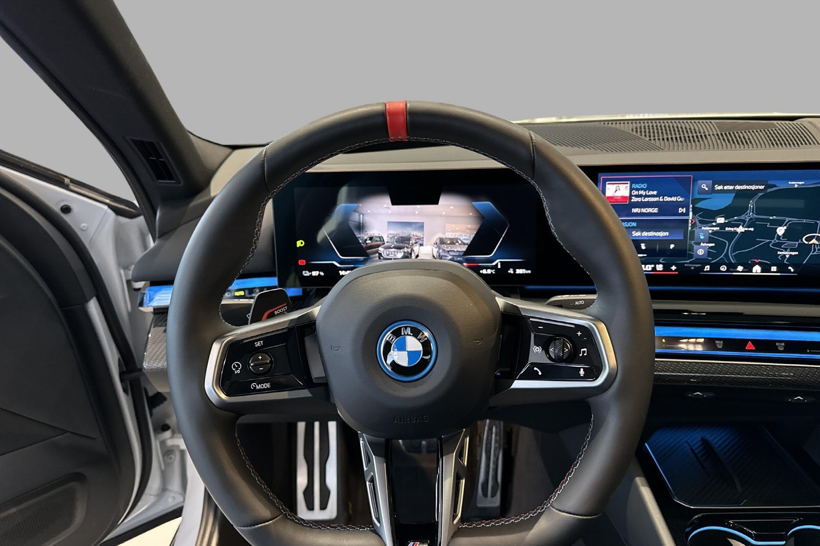 BMW i5 M60