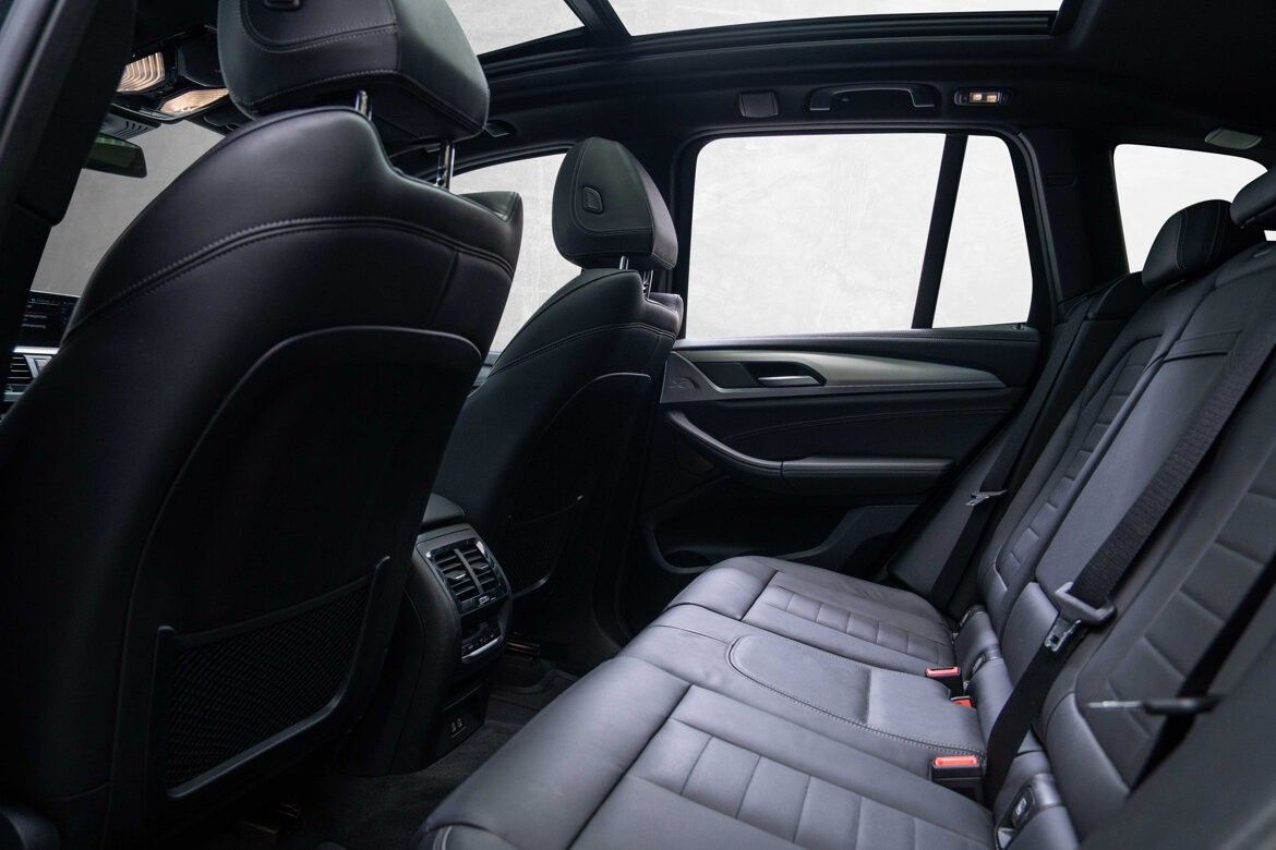 BMW iX3