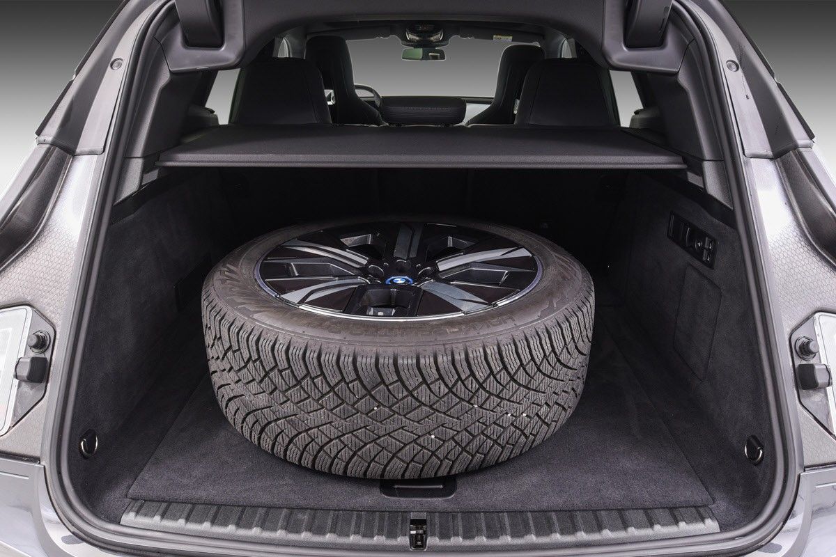 BMW iX xDrive 50