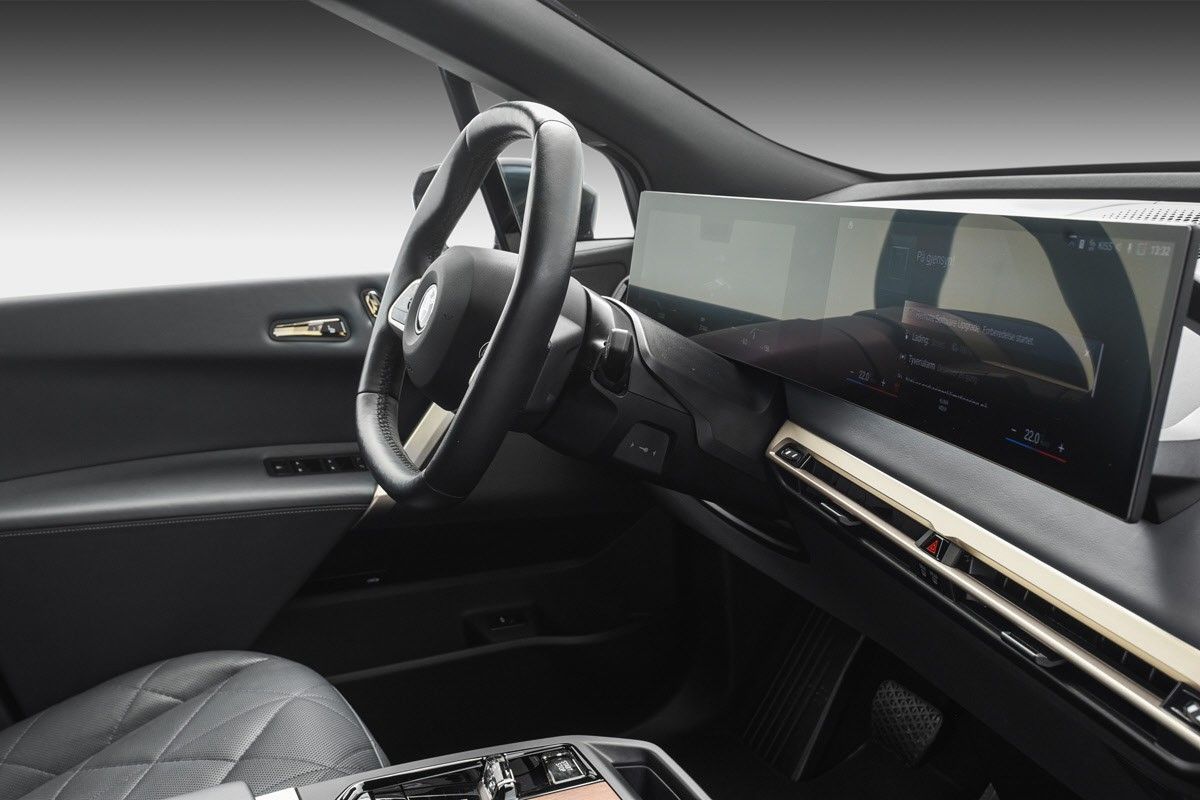 BMW iX xDrive 50