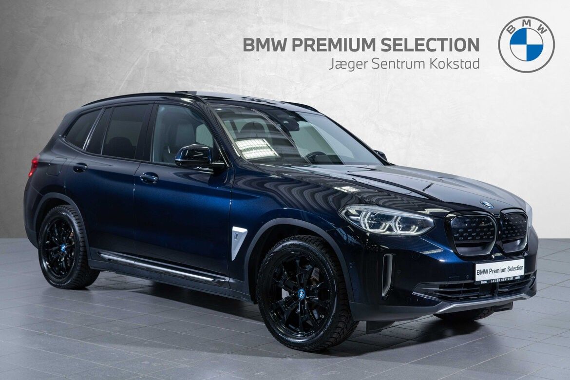 BMW iX3