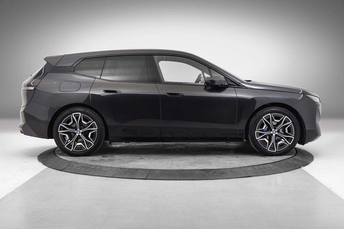 BMW iX xDrive 50