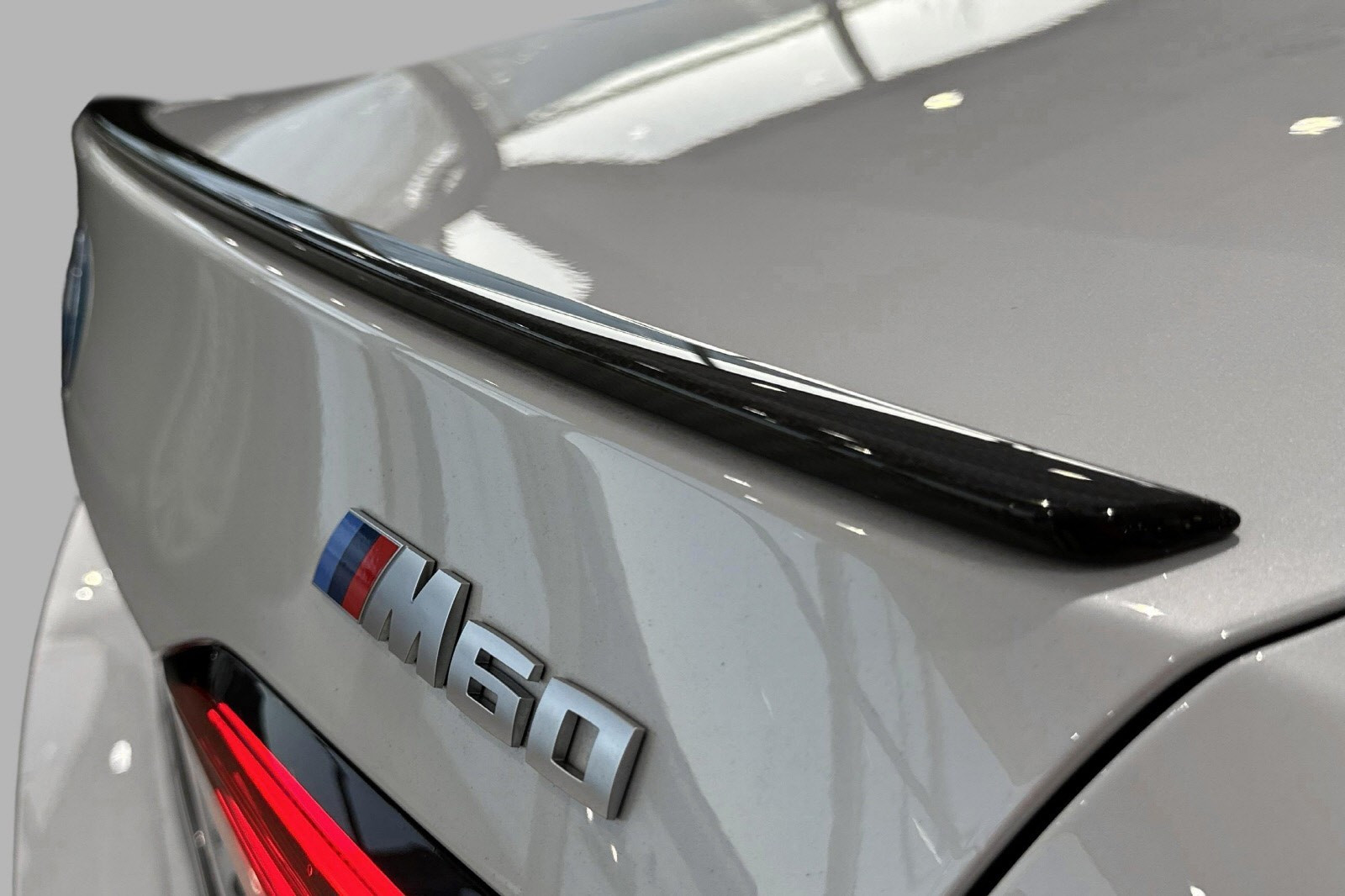 BMW i5 M60
