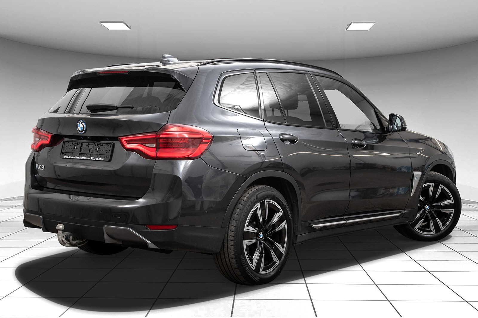 BMW iX3