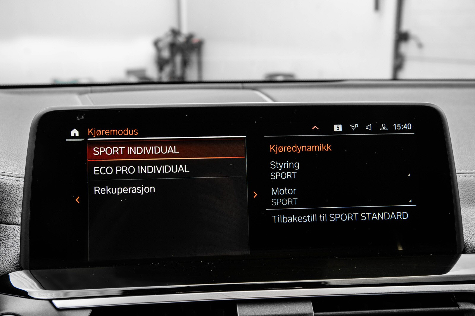 BMW iX3