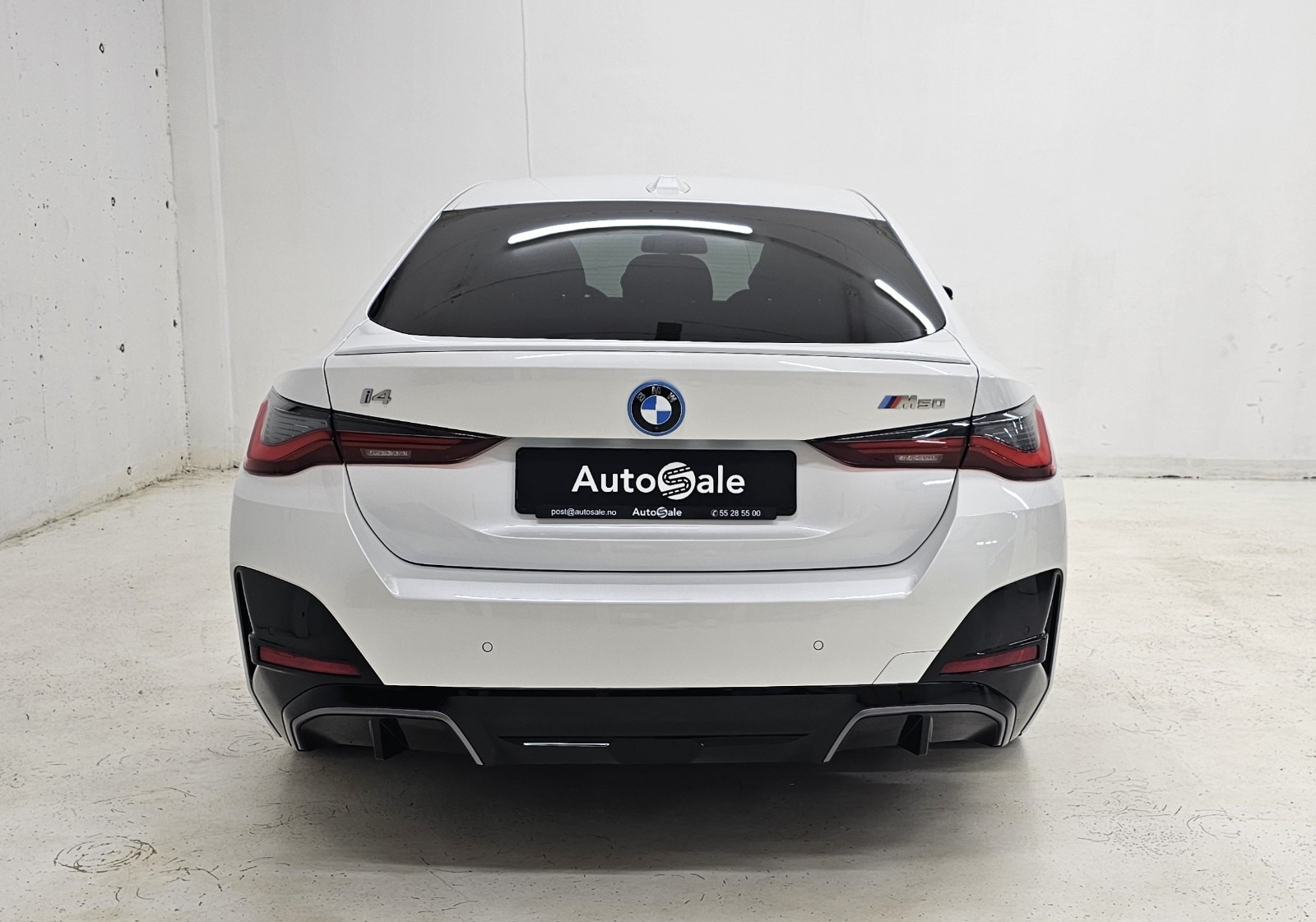 BMW i4 M50