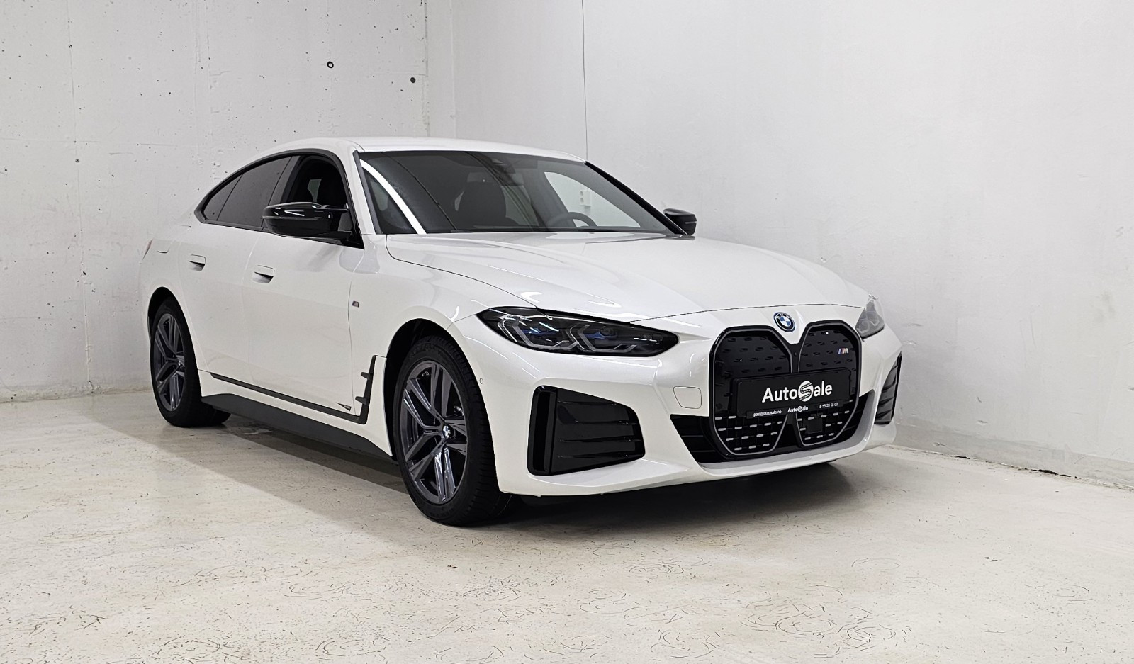 BMW i4 M50
