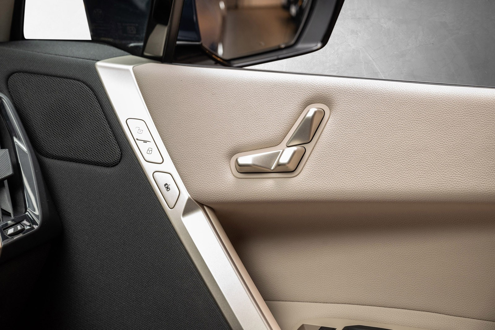 BMW iX xDrive 40