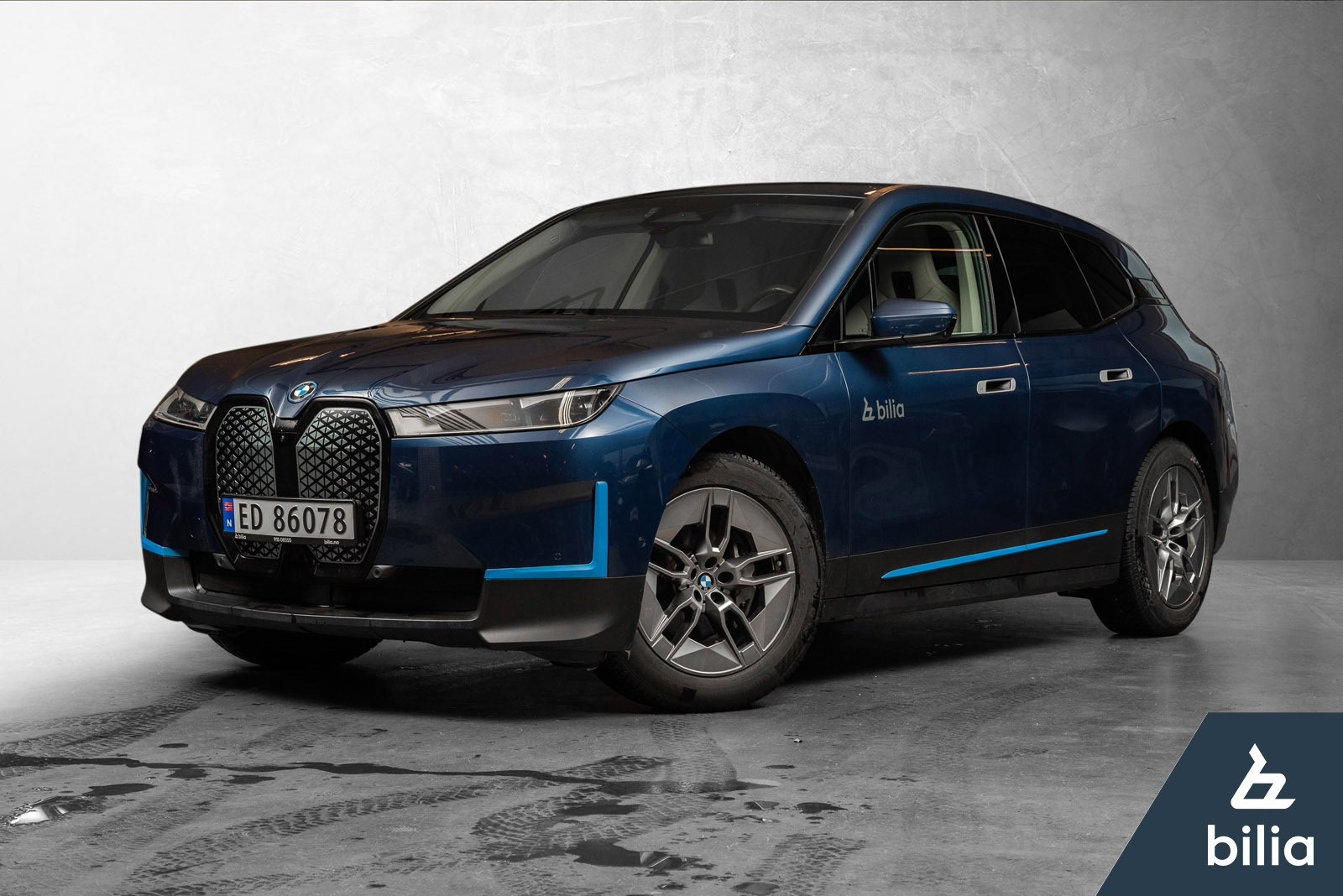 BMW iX xDrive 40