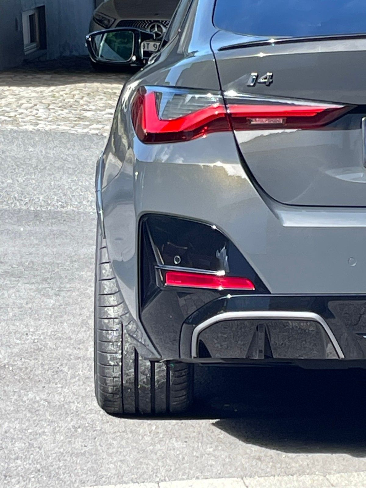 BMW i4 M50