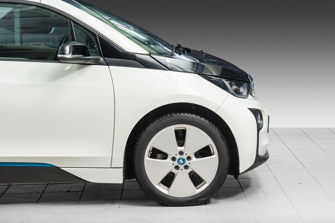 BMW i3