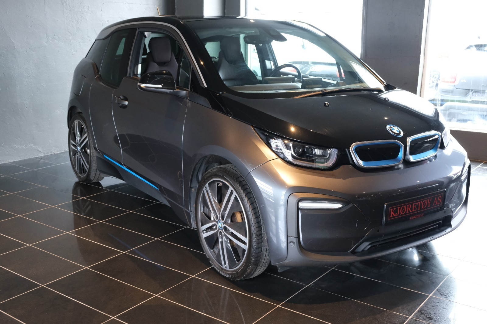 BMW i3