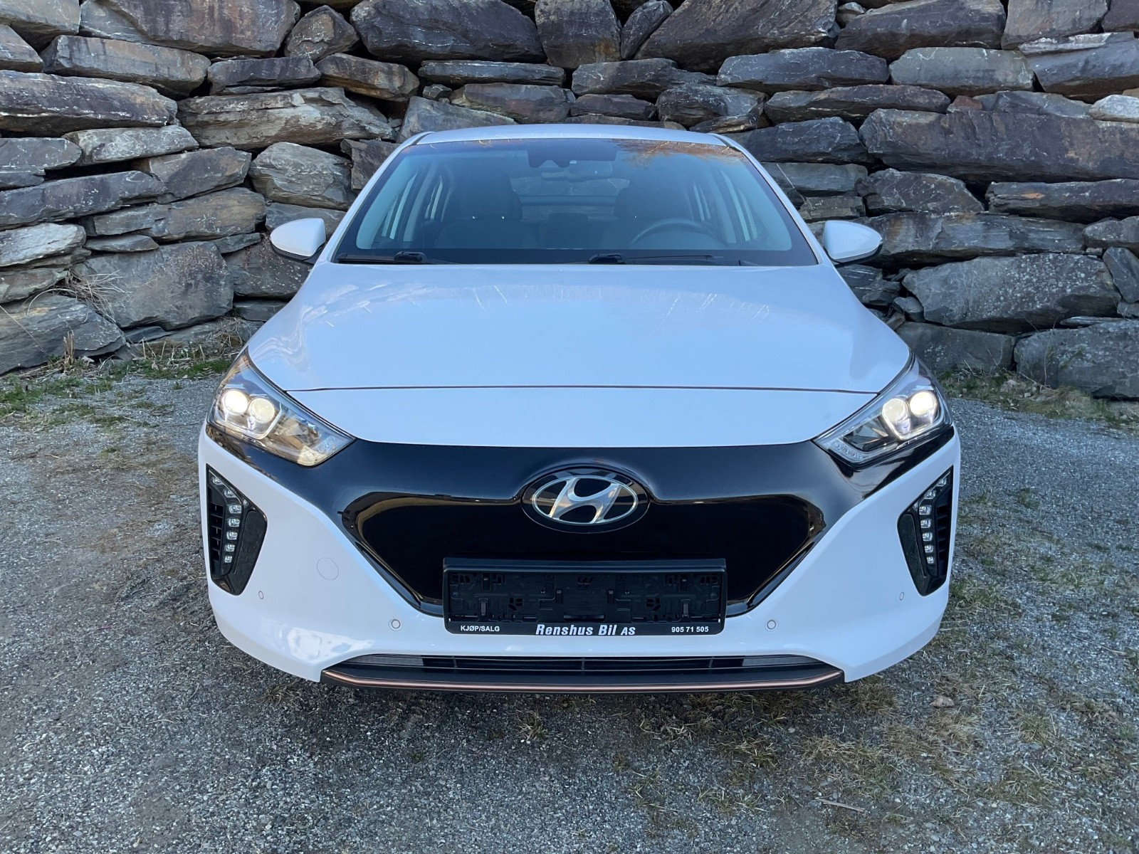 Hyundai IONIQ