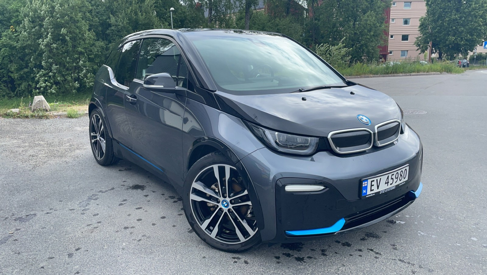 BMW i3